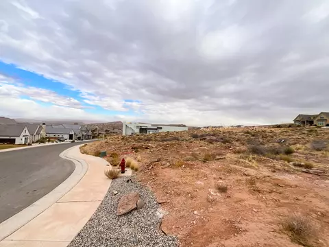 Top Rope Cir, Saint George, UT 84770