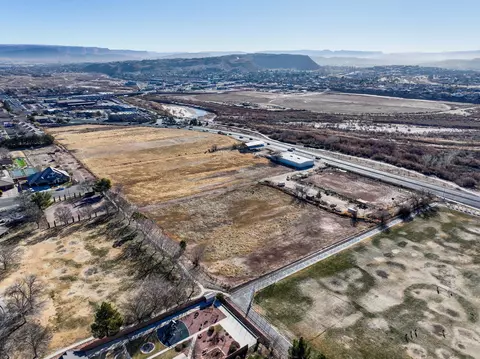 900 E Riverside Dr, Saint George, UT 84790 photo 12