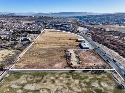 900 E Riverside Dr, Saint George, UT 84790 photo 13