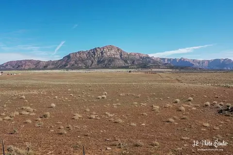 721 South Coyote Road, Apple Valley, UT 84737