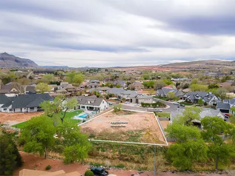 966 W 325 S, Hurricane, UT 84737