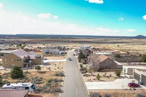 1176 E Cactus Dr, Apple Valley, UT 84737 photo 8