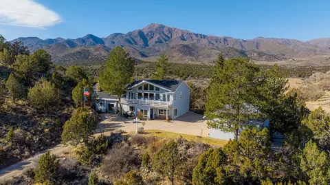 1298 S 1500 St E, New Harmony, UT 84757