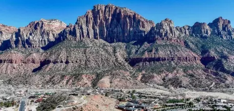 114 Trapper # A, Springdale, UT 84767