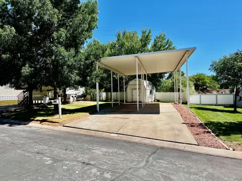 138 Ash St, Hurricane, UT 84737 photo 2