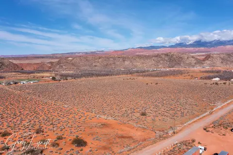 S Turf Sod Rd, Hurricane, UT 84737