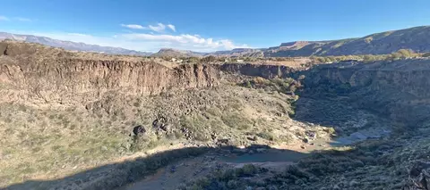 Hwy 9 - West Side, La Verkin, UT 84745
