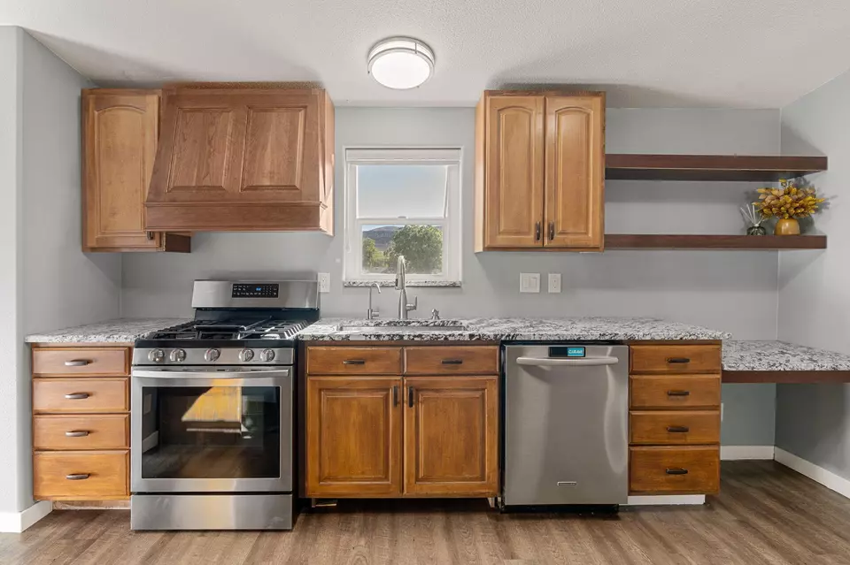 Kitchen - 246 N 200 W, Hurricane, UT 84737 photo 2 of 2