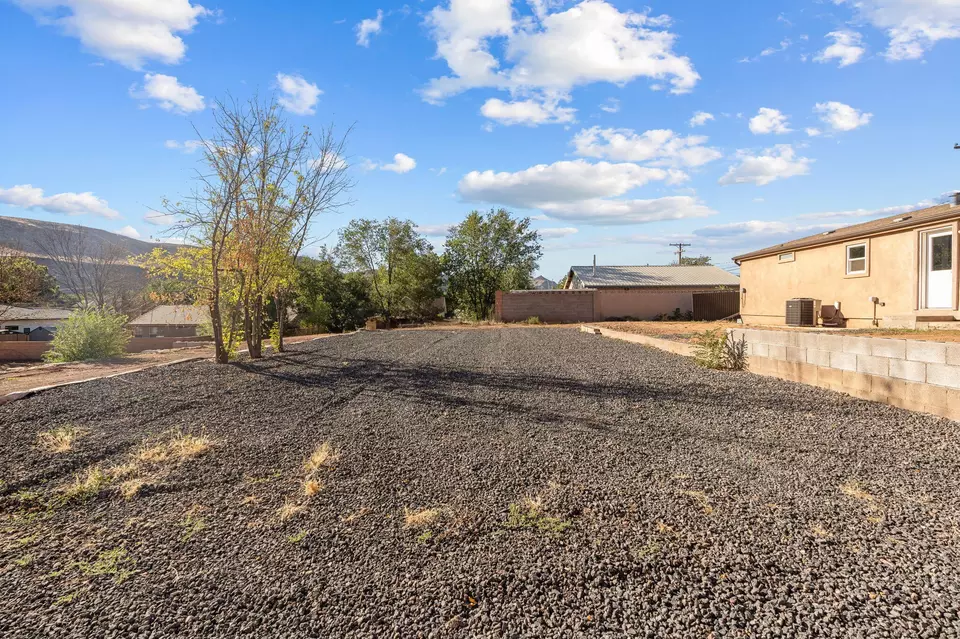 Exterior - 246 N 200 W, Hurricane, UT 84737 photo 6 of 12