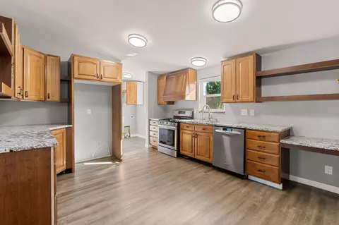 Kitchen - 246 N 200 W, Hurricane, UT 84737 photo 1 of 2
