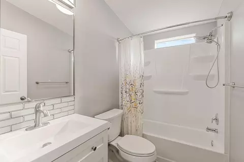 Bath - 246 N 200 W, Hurricane, UT 84737 photo 1 of 2