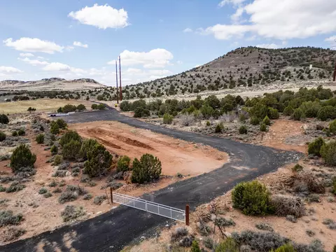Ut-18, Central, UT 84722 photo 2