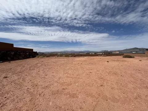3432 S Pecos Dr, Washington, UT 84780