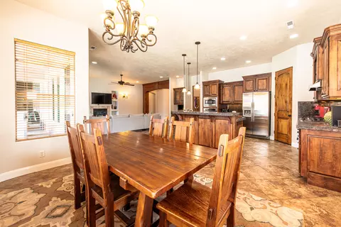 1166 E Colt Ave, Washington, UT 84780 photo 12
