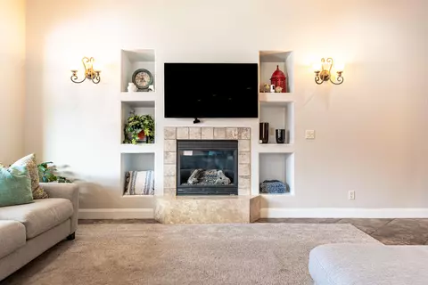 1166 E Colt Ave, Washington, UT 84780 photo 13