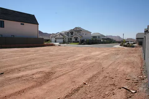 1319 Rolling Ridge Ln, Washington, UT 84780