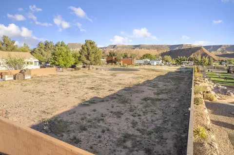 230 W 50 S, Virgin, UT 84779 photo 3
