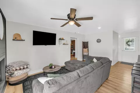 239 E 700 S, Saint George, UT 84770 photo 3