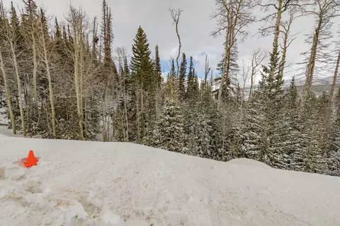W Hunter Ridge Dr, Brian Head, UT 84719 photo 3