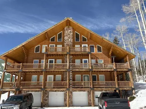 82 N Upper Meadow Dr #3-B, Beaver, UT 84713