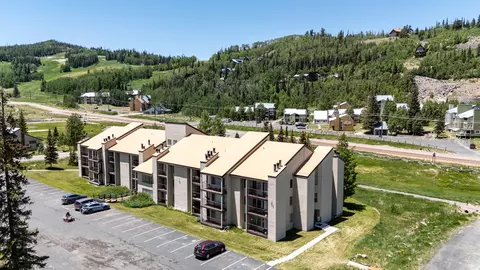 Exterior - 385 S Vasels Rd # 4, Brian Head, UT 84719 photo 4 of 5