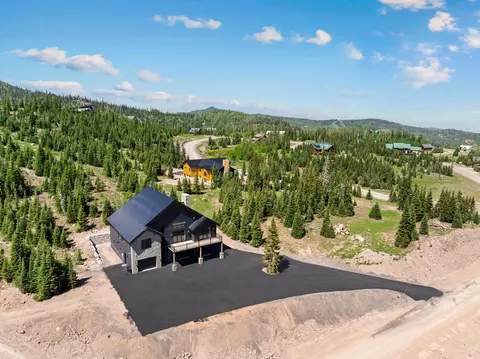 View/Area - 926 E Autumn Dr, Brian Head, UT 84719 photo 1 of 6