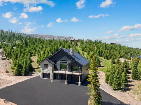Exterior - 926 E Autumn Dr, Brian Head, UT 84719 photo 5 of 6