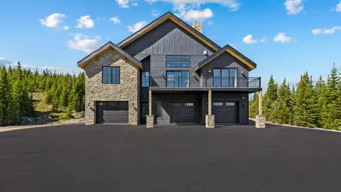 926 E Autumn Dr, Brian Head, UT 84719