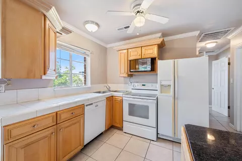 78 E 300 S, Saint George, UT 84770 photo 10