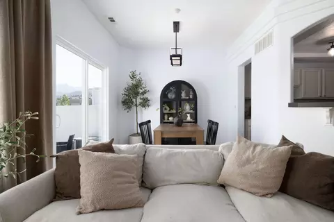 157 Flowerfield Dr, Draper, UT 84020 photo 4