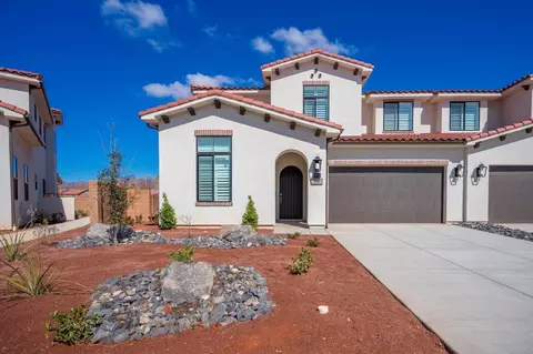 3780 Arcadia Dr # 66, Santa Clara, UT 84765