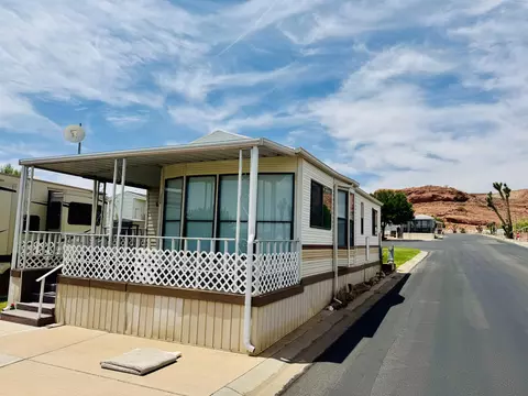 1150 W Red Hills Pkwy # 122, Washington, UT 84780