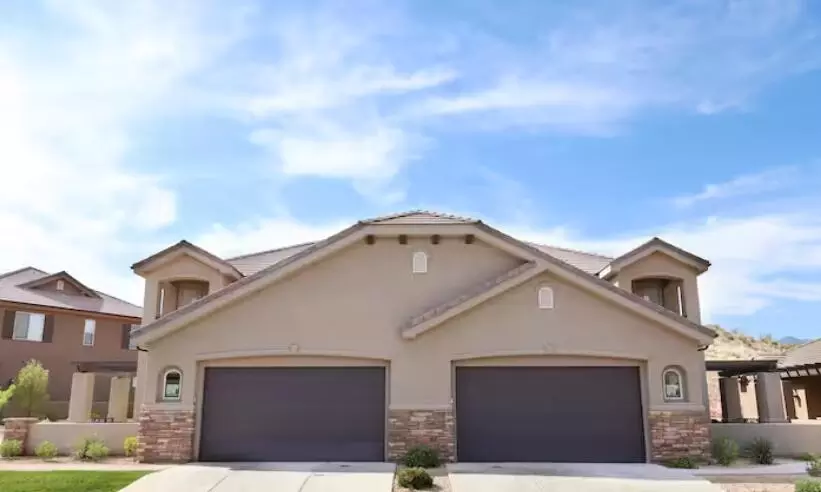 Exterior - 2063 N Coral Ridge Dr, Washington, UT 84780 photo 2 of 4