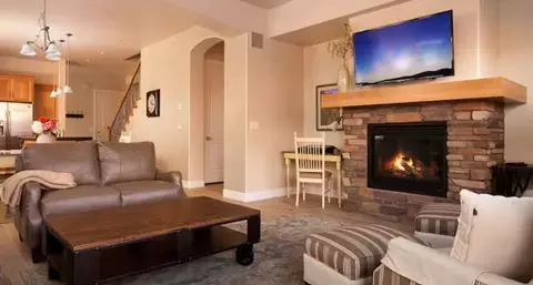 Living - 2063 N Coral Ridge Dr, Washington, UT 84780 photo 1 of 2