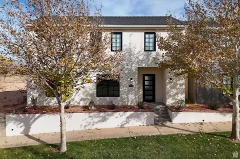 4308 W Cambridge Pkwy, Hurricane, UT 84737