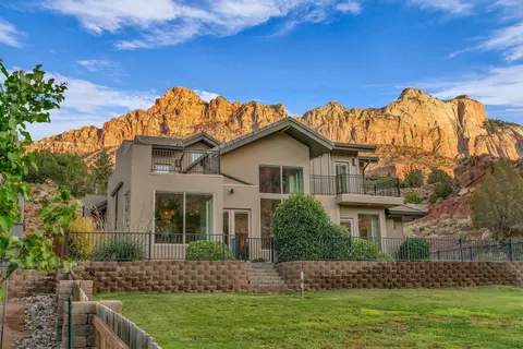 101 Chuckwalla Ln, Springdale, UT 84767