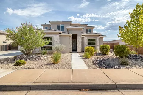 2579 S Wilson Dr, Hurricane, UT 84737