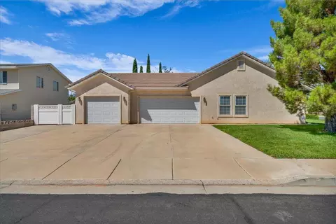 3167 Canyon View Dr, Santa Clara, UT 84765