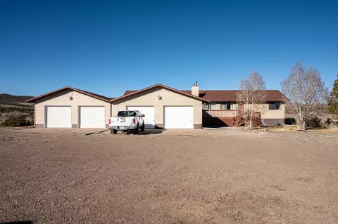 86 E 1000 S, Panguitch, UT 84759