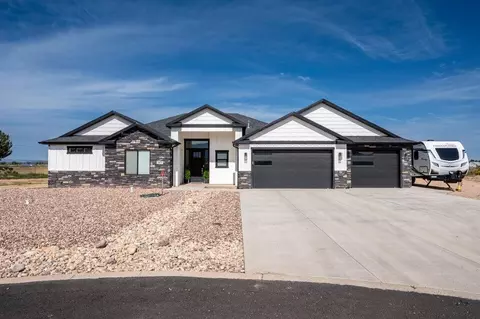3977 Monarch Dr, Cedar City, UT 84721