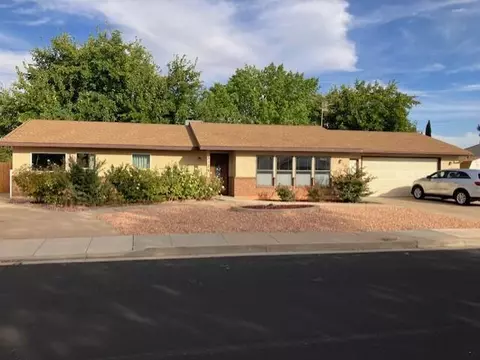 3174 Crestview Dr, Santa Clara, UT 84765