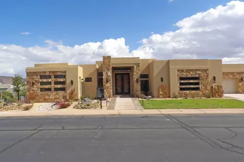 5102 Evening Star Dr, Saint George, UT 84770
