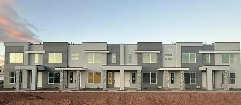 1046 E Malibu Ln, Washington, UT 84780