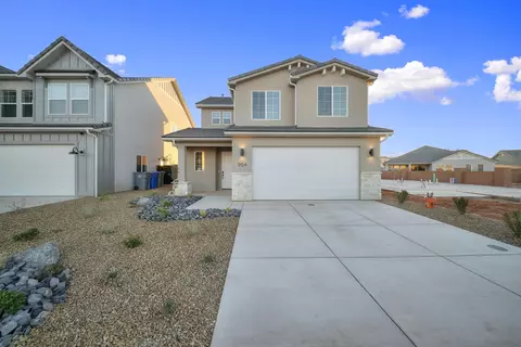 954 E Malibu Dr, Washington, UT 84780
