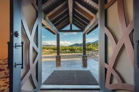 Entry Way - 1109 E 400 S, New Harmony, UT 84757 photo 1 of 1
