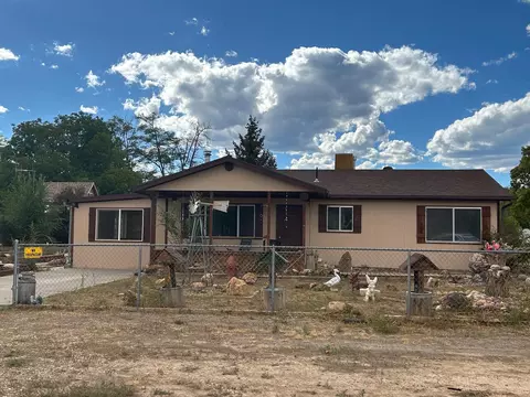 135 N 100 W, Escalante, UT 84726