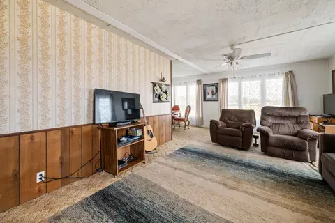 950 E 100 N, Enterprise, UT 84725 photo 7