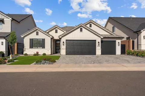 324 S Beck Dr, Washington, UT 84780