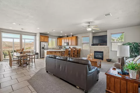 1845 W Canyon Vw # 2012, Saint George, UT 84770