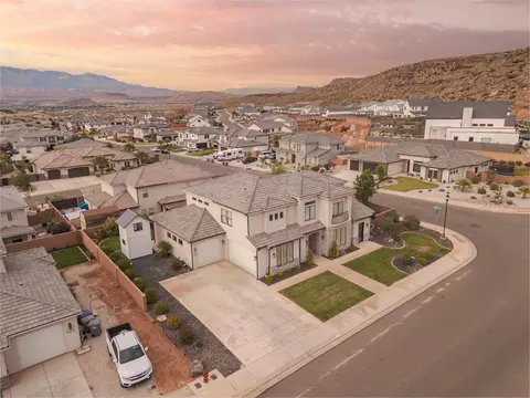 View/Area - 3397 E Maple Mountain Dr, Saint George, UT 84790 photo 3 of 3
